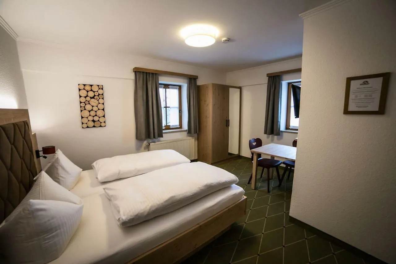 Hohenester Gasthaus & Hotel contacts